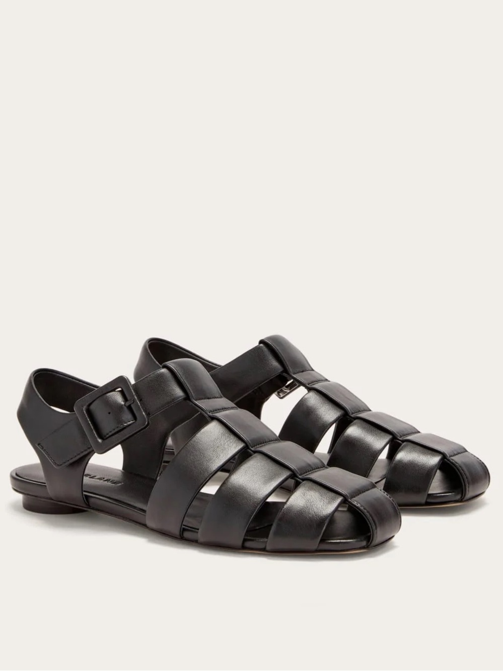 Everlane The Day Fisherman black leather